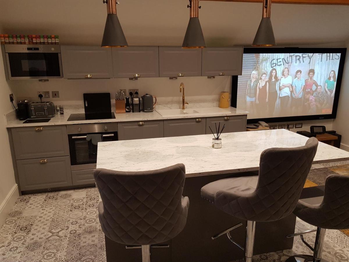 Central Windermere Luxury Two Bed Apartment Dog Friendly المظهر الخارجي الصورة